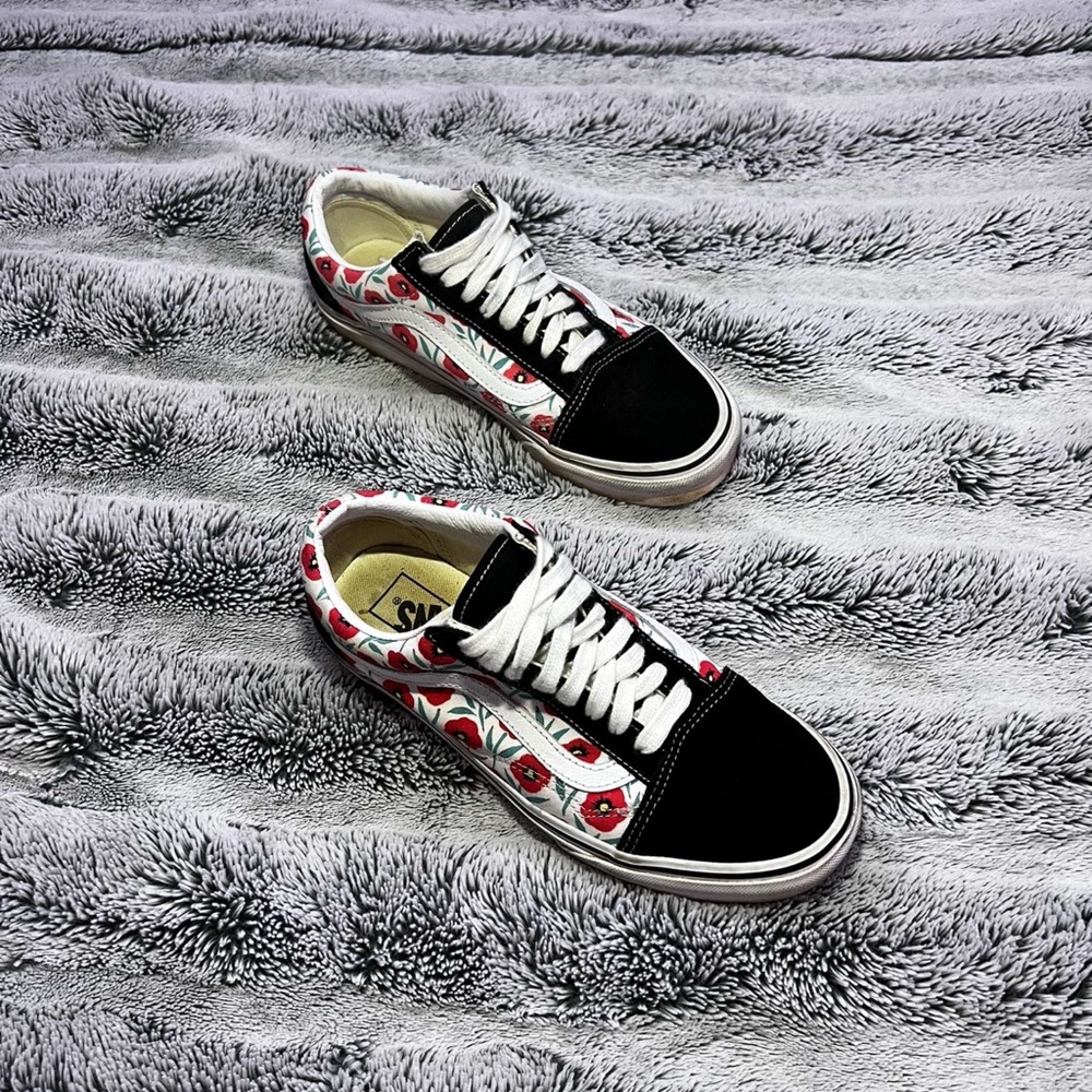 Floral vans